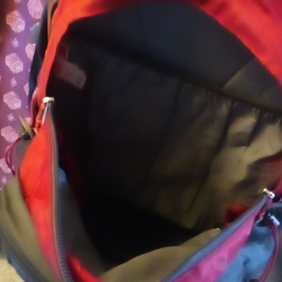 North Face slingshot backpack with webbing & padded back great condition - Picture 5 of 6